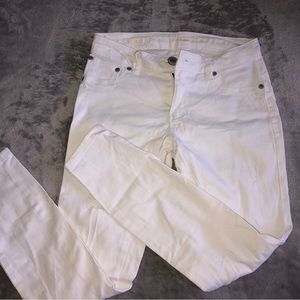 Bluenotes skinny/ripped white jeans